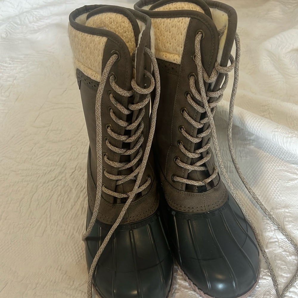 Magellan Duck boots